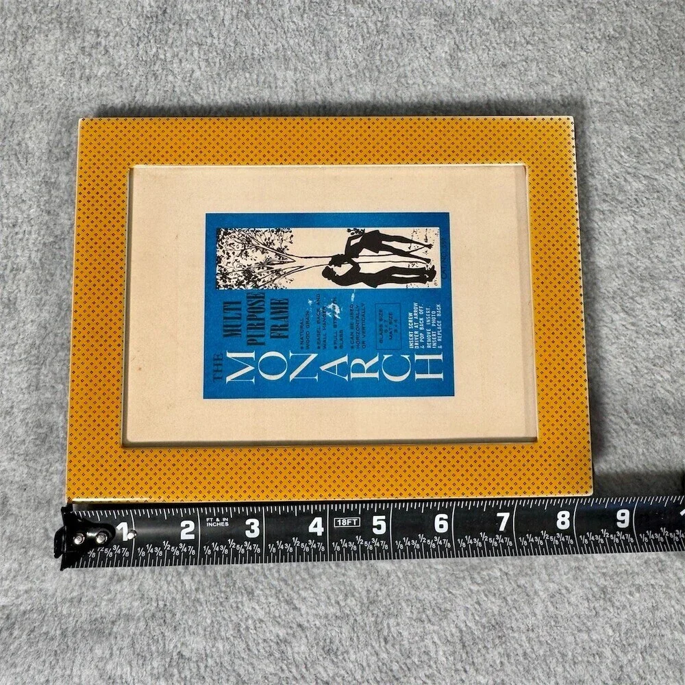 Vintage The Monarch Picture Frame 5x7 w/ 3x4 Mat Glass Front Easel Back Wall